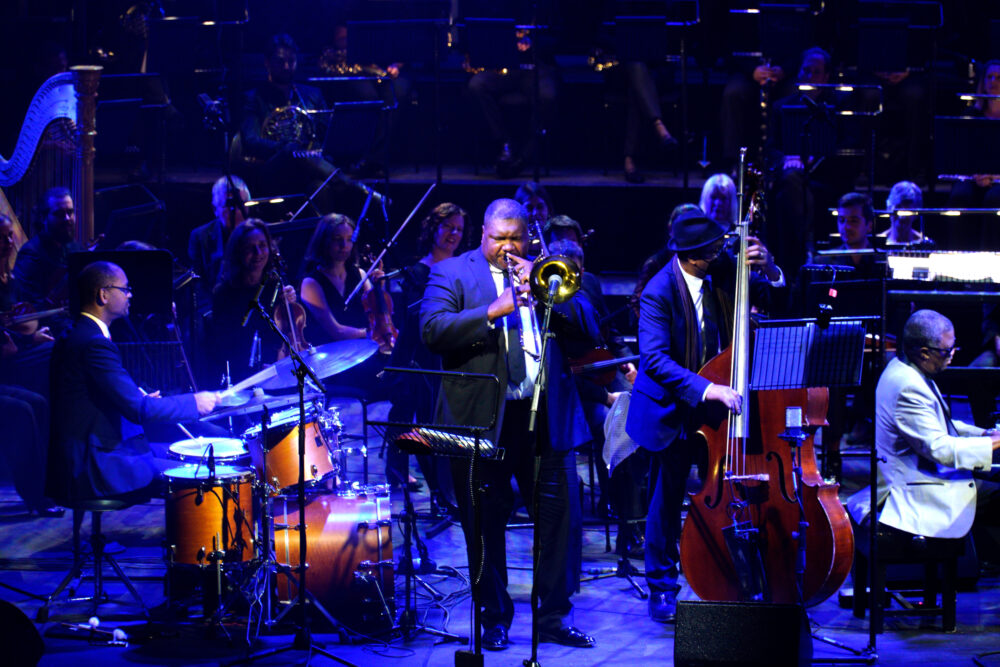 Jason Marsalis, Wycliffe Gordon, Roland Guerin, Marcus Roberts and The Bournemouth Symphony Orchestra | Photo © Maryana Bodnar}